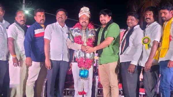 ಕೋಮುವಾದಿಗಳನ್ನು ಅಧಿಕಾರದಿಂದ ದೂರವಿಡಬೇಕು