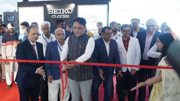 Would Extend Support To Set Up Watch Park Says Aswath Narayana