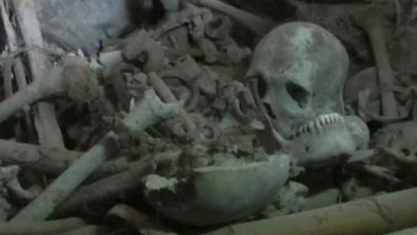 Forced to woman to eat human bone powder to get pregnant, file a case Forced to woman to eat human bone powder to get pregnant, file a case