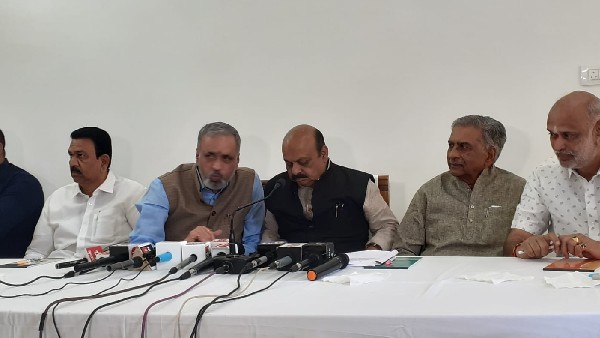 ಜಿಲ್ಲೆ ಮಾಡಲು ರಾಜ್ಯದ ಹಲವೆಡೆ ಬೇಡಿಕೆ ಜಿಲ್ಲೆ ಮಾಡಲು ರಾಜ್ಯದ ಹಲವೆಡೆ ಬೇಡಿಕೆ