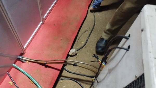 Ballari utsav: Miscreants Attack on singer mangli car