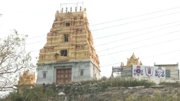 ರೈತರ ಆಕ್ರೋಶಕ್ಕೆ ಕಾರಣವಾದ ಜಿಲ್ಲಾಡಳಿತದ ನಿರ್ಧಾರ ರೈತರ ಆಕ್ರೋಶಕ್ಕೆ ಕಾರಣವಾದ ಜಿಲ್ಲಾಡಳಿತದ ನಿರ್ಧಾರ