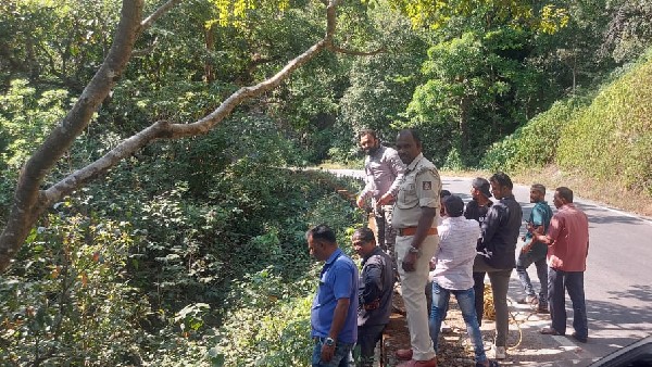 Bengaluru Police Searching For Dead Body In Charmadi Ghat 