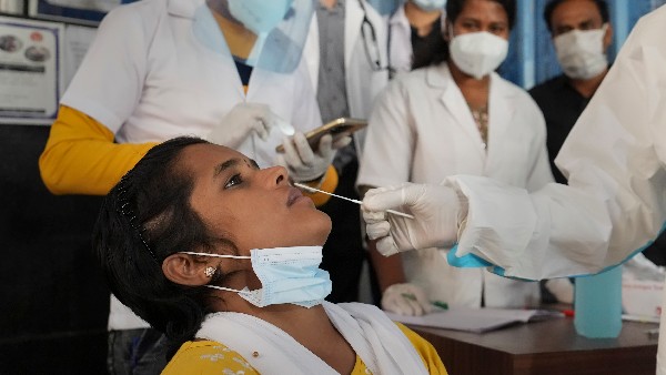 11 Omicron sub-variants found among the 124 international travellers 11 Omicron sub-variants found among the 124 international travellers