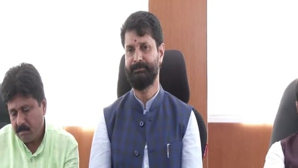 BJP National General Secretary CT Ravi Sarcasm Against Congress