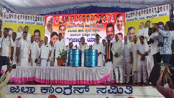 ನೋಟಿಸ್‌ಗೆ ಪ್ರಿಯಾಂಕಾ ಖರ್ಗೆ ಹೆದರುತ್ತಾರಾ