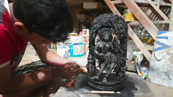 National Youth Day 2023: Special gift prepare for Prime Minister modi by Dharwad young artist National Youth Day 2023: Special gift prepare for Prime Minister modi by Dharwad young artist