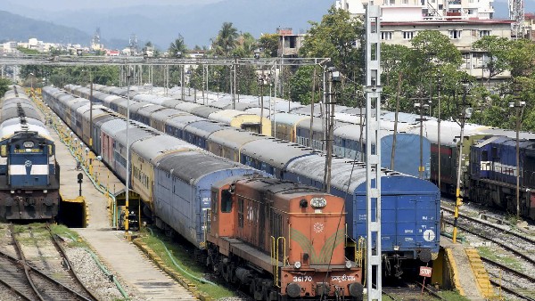 Indian Railways cancels 300 trains on January 17th 2023 full list is here 