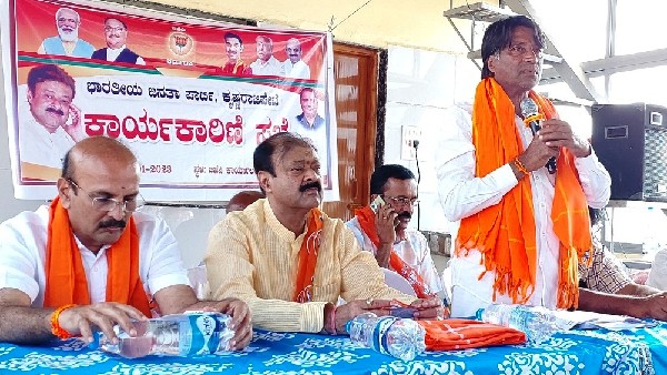 ಭಾರೀ ಸದ್ದು ಮಾಡುತ್ತಿದೆ ಕೆಎಂಎಫ್,ಅಮುಲ್ ವಿಲೀನ ವಿಚಾರ 