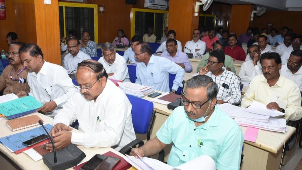 ಕಬ್ಬಿನ ಇಳುವರಿ ಕಡಿಮೆ ಬರುವ ನಿರೀಕ್ಷೆ