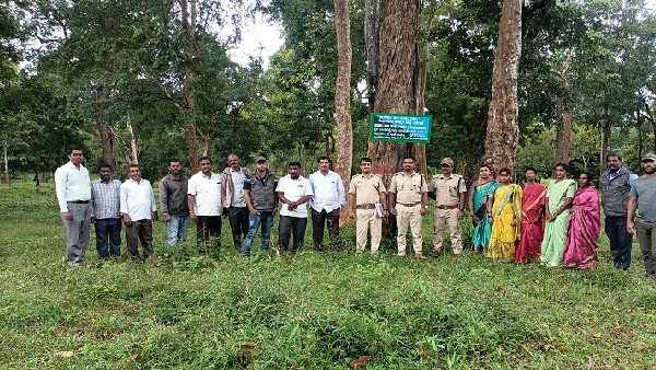 ಮಾನವ ಸಂಪನ್ಮೂಲದೊಂದಿಗೆ ಲಂಟನಾ ತೆರವು ಕಾರ್ಯಾಚರಣೆ