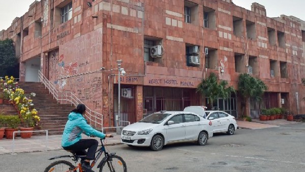 ವಿದ್ಯುತ್ ಮತ್ತು ಇಂಟರ್ನೆಟ್ ಸ್ಥಗಿತ