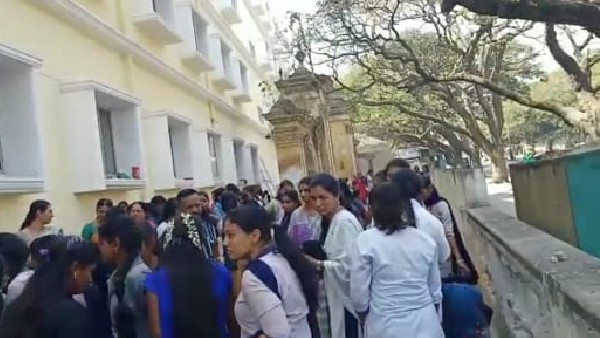 Professors Spend Their Own Money For Students Meal Professors Spend Their Own Money For Students Meal