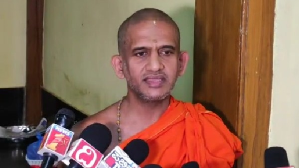 ಮಾಂಸದ ಅಂಗಡಿಗಳಲ್ಲಿ ಮಾಂಸವನ್ನು ಮರೆ ಮಾಡಬೇಕು