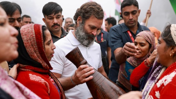 Ram temple head priest blesses Rahul Gandhi for Bharat Jodo Yatra