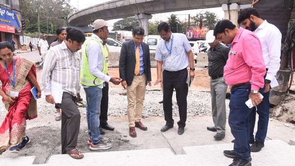 rapid road cracked in Single month: Bengaluru people curse BBMP 