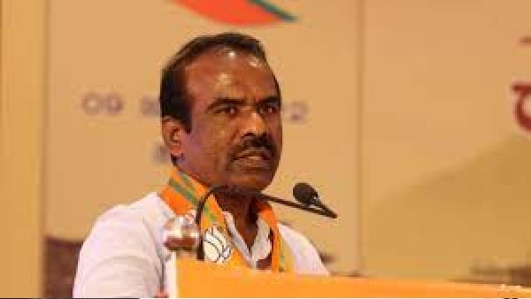 Congresss Bus Yatra To Give Certificates To Terrorists Says N Ravikumar