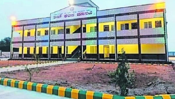 ಉದ್ಘಾಟನೆಯಾಗದೇ ಉಳಿದ ಪಶು ಚಿಕಿತ್ಸಾಲಯ