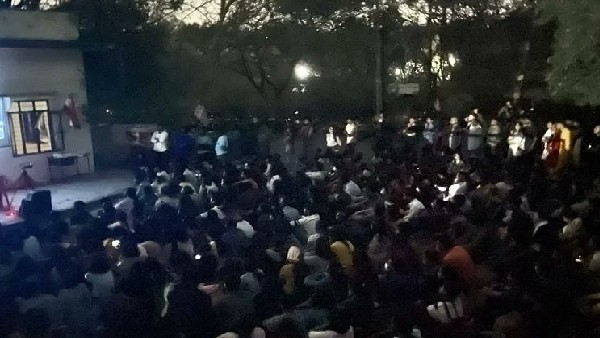 ಸರ್ಕಾರದ ಕ್ರಮವಕ್ಕೆ ವಿರೋಧ ಪಕ್ಷಗಳ ವಿರೋಧ