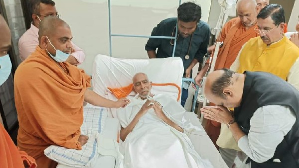 Siddeshwara swamiji passed away: Siddeshwara swamiji rejects Padmashree award Siddeshwara swamiji passed away: Siddeshwara swamiji rejects Padmashree award