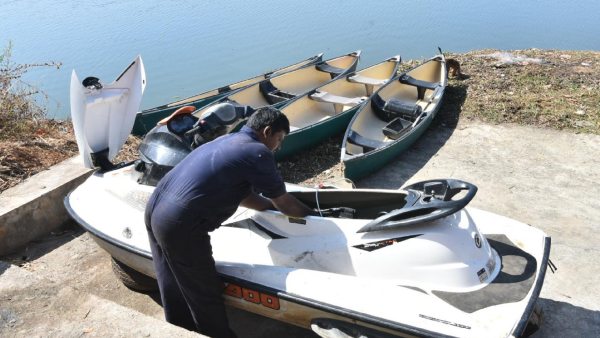 ವಾಟರ್ ಸ್ಕೂಟರ್, ಸ್ಪೀಡ್ ಬೋಟ್ ವಾಟರ್ ಸ್ಕೂಟರ್, ಸ್ಪೀಡ್ ಬೋಟ್