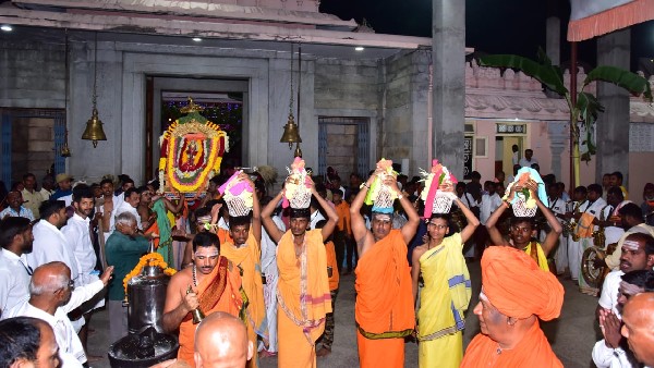 ಪರಂಪರೆಯ ಕೊಂಡಿಗಳನ್ನು ರಕ್ಷಿಸುವ ಕೆಲಸವನ್ನು ಶ್ರೀಮಠ ಮಾಡುತ್ತಿದೆ