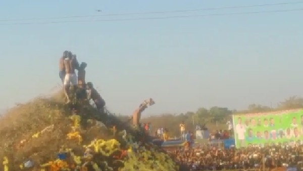 ಮುಳ್ಳಿನ ಜಾತ್ರೆ ನೋಡಲು ಹೊರ ರಾಜ್ಯದಿಂದ ಬರುವ ಭಕ್ತರು