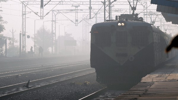 Dense Fog In Delhi Pulls Visibility Down To Minimum, 29 Trains Delayed 