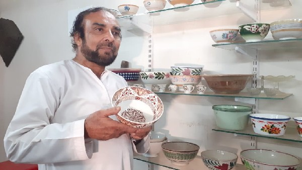 ವಿವಿಧ ಪ್ರಾಚೀನ ವಸ್ತುಗಳ ಪ್ರದರ್ಶನ ವಿವಿಧ ಪ್ರಾಚೀನ ವಸ್ತುಗಳ ಪ್ರದರ್ಶನ