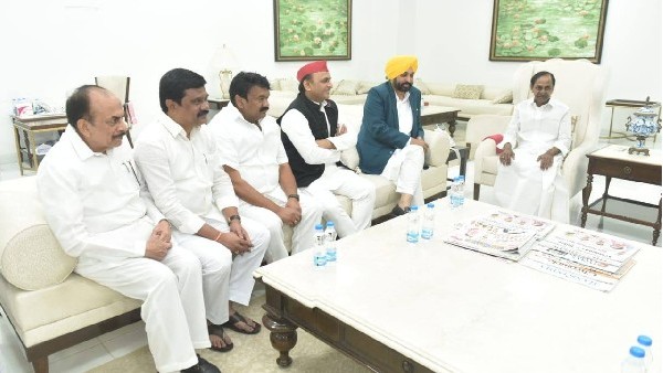  KCR Projects Pan-India Image With Meet, Key Opposition Leaders On Board