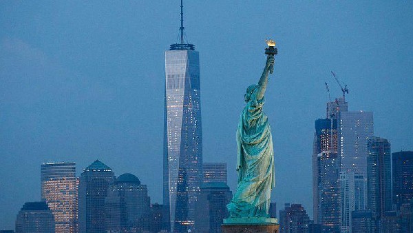  ಪರದಾಡುತ್ತಿರುವ ವಿಮಾನಯಾನ ಸಂಸ್ಥೆಗಳು