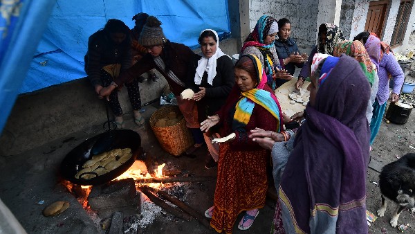 Families in Uttarakhand’s Joshimath being evacuated after houses develop cracks 
