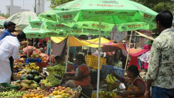 ಬೆಲೆ ಏರಿಕೆಯ ಬಗ್ಗೆ ಗ್ರಾಹಕರು ಹೇಳಿದ್ದೇನು..? ಬೆಲೆ ಏರಿಕೆಯ ಬಗ್ಗೆ ಗ್ರಾಹಕರು ಹೇಳಿದ್ದೇನು..?
