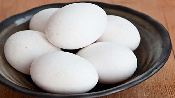 Egg Price in Bengaluru : Wholesale prices of eggs still high in Bengaluru Egg Price in Bengaluru : Wholesale prices of eggs still high in Bengaluru