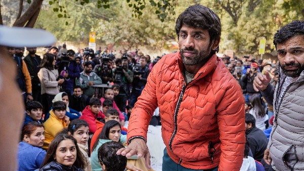 ಪ್ರತಿಭಟನೆಯಲ್ಲಿ ಒಲಂಪಿಕ್ಸ್ ಪದಕ ವಿಜೇತ ಬಜರಂಗ್ ಪೂನಿಯಾ ಭಾಗಿ ಪ್ರತಿಭಟನೆಯಲ್ಲಿ ಒಲಂಪಿಕ್ಸ್ ಪದಕ ವಿಜೇತ ಬಜರಂಗ್ ಪೂನಿಯಾ ಭಾಗಿ