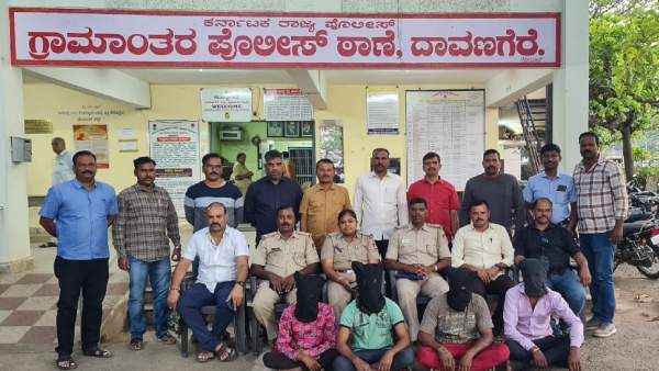 ಗ್ರಾಮಾಂತರ ಪೊಲೀಸರ ಕಾರ್ಯಕ್ಕೆ ವ್ಯಾಪಕ ಮೆಚ್ಚುಗೆ ಗ್ರಾಮಾಂತರ ಪೊಲೀಸರ ಕಾರ್ಯಕ್ಕೆ ವ್ಯಾಪಕ ಮೆಚ್ಚುಗೆ