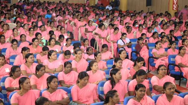 ಆಶಾ ಕಾರ್ಯಕರ್ತೆಯರು 'ಜಾಗತಿಕ ನಾಯಕರು'