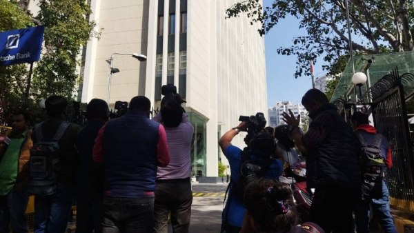 ನಮಗೆ ಕೆಲವು ಸ್ಪಷ್ಟೀಕರಣಗಳು ಬೇಕಾಗಿವೆ 