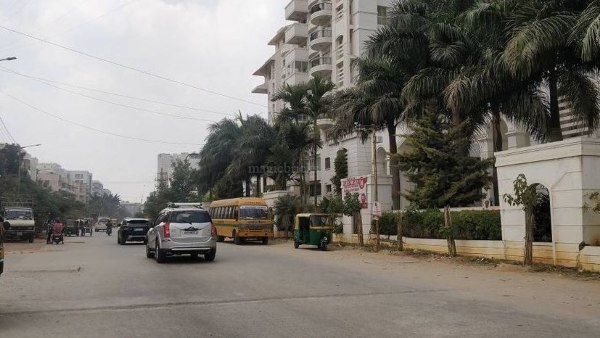  ತುಮಕೂರು ರಸ್ತೆ: ಕೈಗಾರಿಕಾ ಕೇಂದ್ರ, ಉಪ ಮಾರುಕಟ್ಟೆ