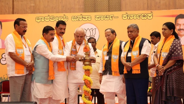 Nalin Kumar Kateel Outraged On Congress Leader