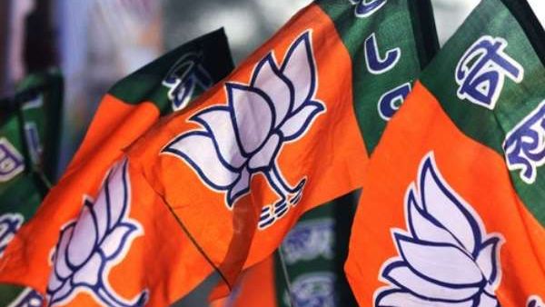 8 People Are Standing With Suitcases To Become Cm In BJP Says Mukhyamantri Chandru