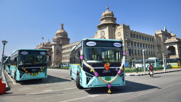 Namma Metro To Be Introduce Feeder Transport System For Metro Train Users
