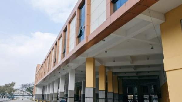 CM Basavaraj Bommai inaugurates Kalasipalya bus stand CM Basavaraj Bommai inaugurates Kalasipalya bus stand