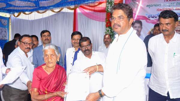 We arranged infrastructure for 4 lakh families in state: R. Ashok