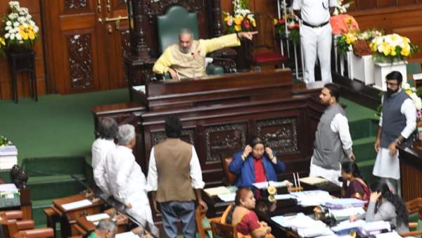  ಇದೇನು ಸರ್ವಾಧಿಕಾರವೇ ಎಂದು ಪ್ರಿಯಾಂಕ್ ಖರ್ಗೆ ಕಿಡಿ