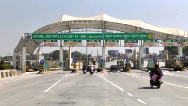 Congress Workers Protest in Bengaluru- Mysuru Express Highway