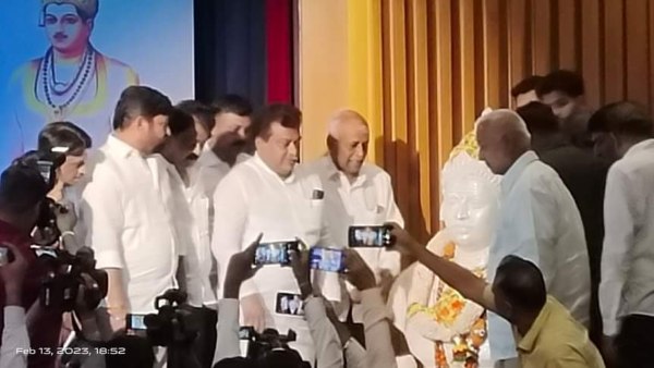 ಎಐಸಿಸಿಯಲ್ಲೂ ಉತ್ತಮ ಸ್ಥಾನಮಾನಕ್ಕೆ ಒತ್ತಾಯ ಎಐಸಿಸಿಯಲ್ಲೂ ಉತ್ತಮ ಸ್ಥಾನಮಾನಕ್ಕೆ ಒತ್ತಾಯ