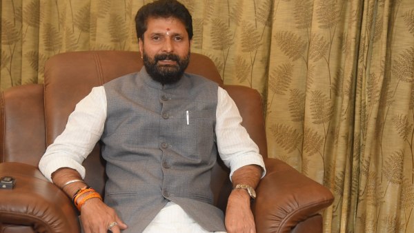 CT Ravi Outraged On Congress Leaders