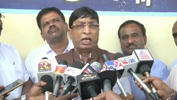 S. L. Bhojegowda Lashes Out At BJP National General Secretary CT Ravi