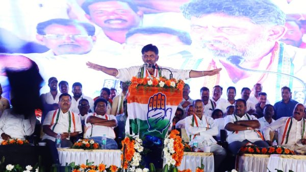 Actor Sadhu Kokila Praises Congress Party